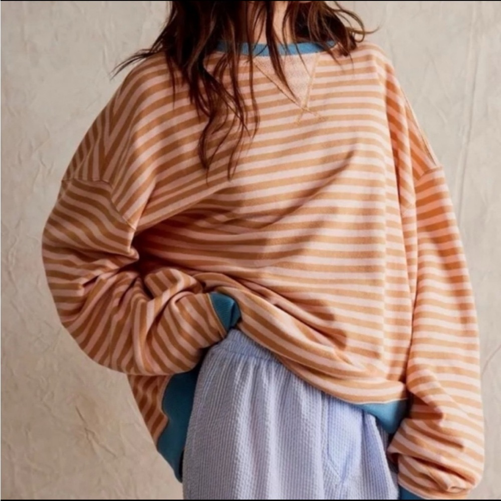 Oversized We the Free People  Sweater